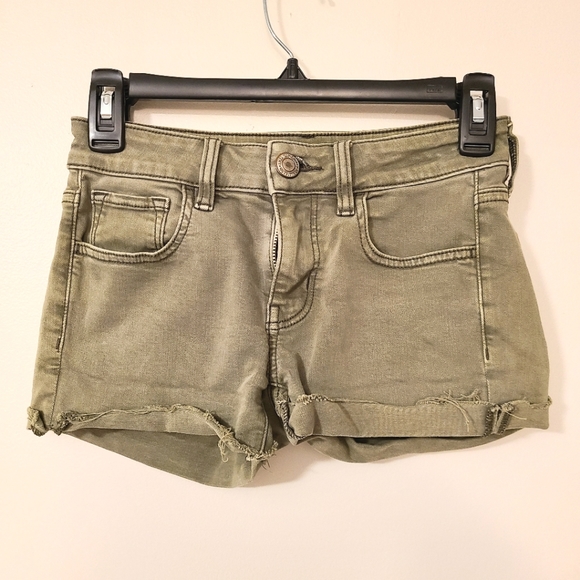 American Eagle Outfitters Pants - 5/$30 American Eagle Super Stretch Army Green Midi Shorts w/ Cuffed Hems